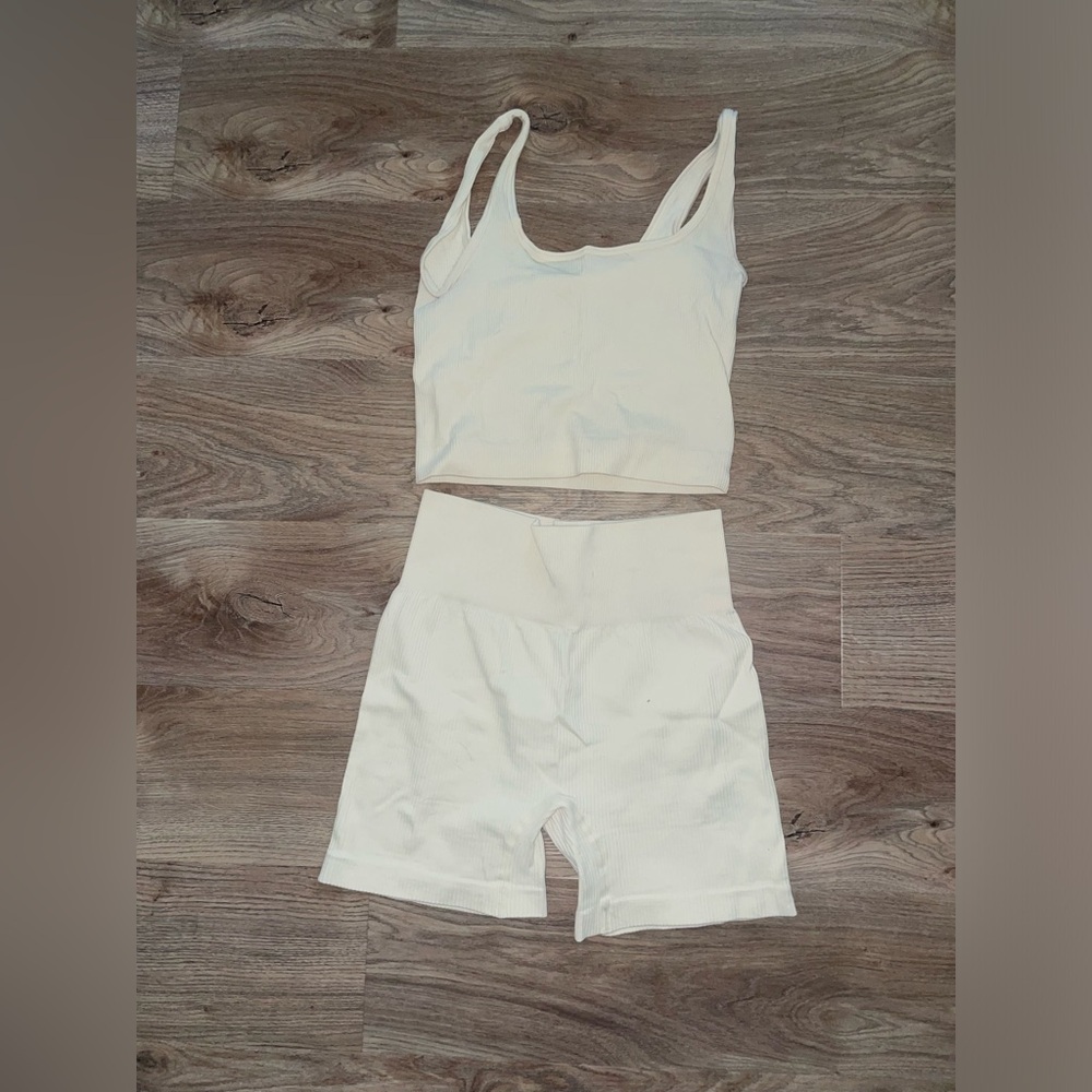 TAN AMAZON WORKOUT SET